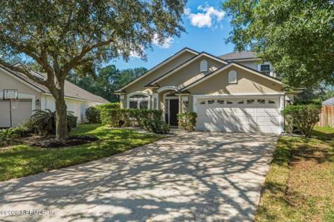 804 Bellshire Drive, Orange Park FL - photo 6 of 64