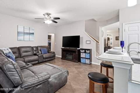804 Bellshire Drive, Orange Park FL - photo 15 of 64