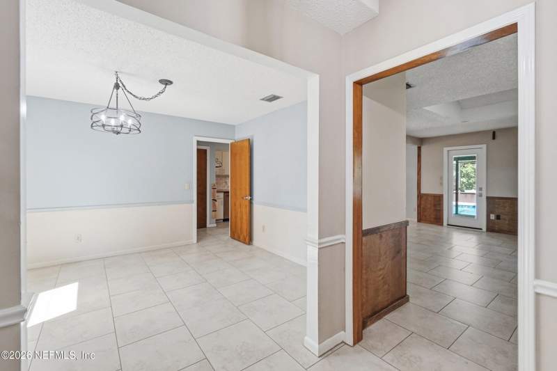 4 bedroom Single Family Residence at 2217 Hunterwood Court, Spanish Marsh, Jacksonville — photo 5