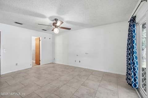 2217 Hunterwood Court, Jacksonville FL - photo 16 of 61