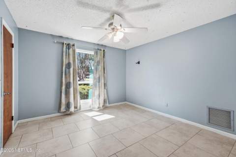 2217 Hunterwood Court, Jacksonville FL - photo 22 of 61