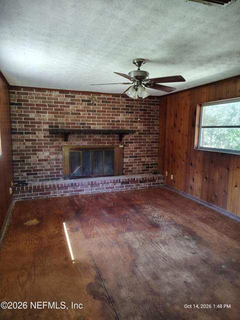 677 Lake Asbury Drive, Green Cove Springs FL - photo 7 of 17