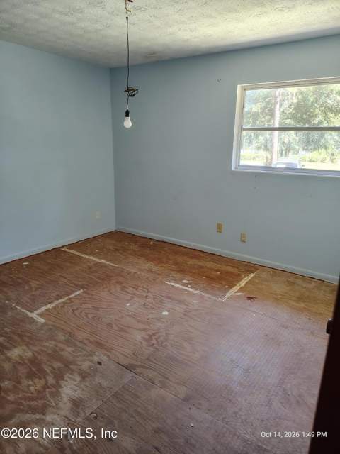 677 Lake Asbury Drive, Green Cove Springs FL - photo 12 of 17