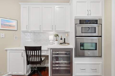 8731 Rolling Brook Lane, Jacksonville FL - photo 14 of 59