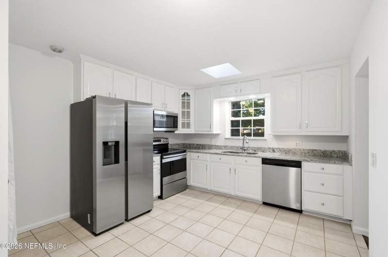 3 bedroom Single Family Residence at 3452 Killarney Drive, Killarney Shores, Jacksonville — photo 5