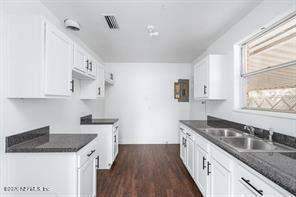 366 W 67th Street, Jacksonville FL - photo 10 of 18