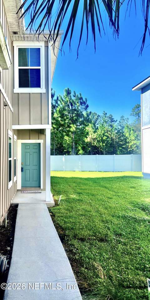 923 Capitol Parkway, Jacksonville FL - photo 7 of 15