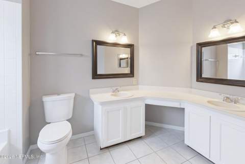 3363 Hampstead Drive, Jacksonville FL - photo 8 of 15