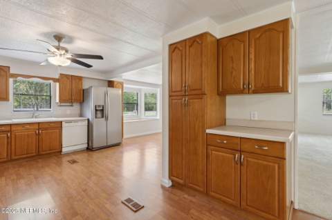 2889 Santa Fe Trail, Hilliard FL - photo 13 of 53