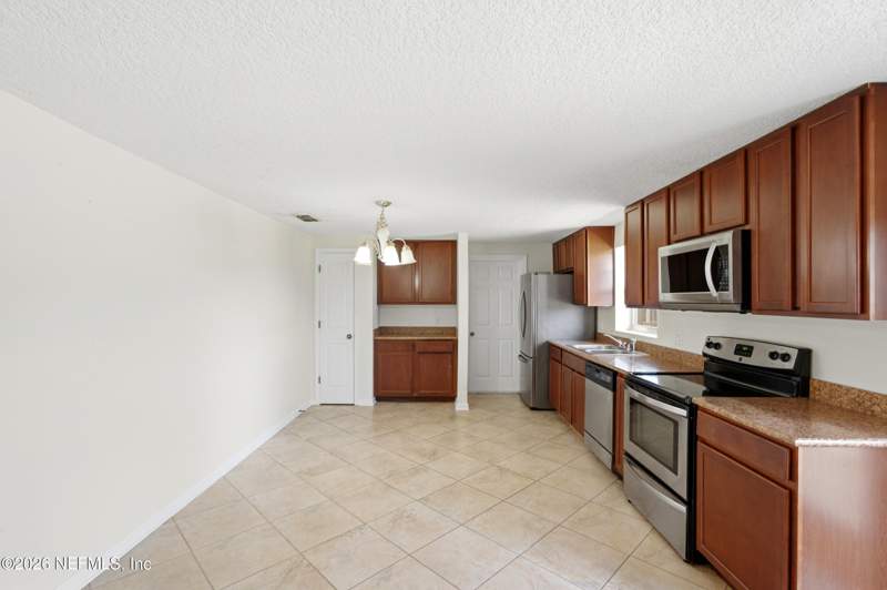 3 bedroom Single Family Residence at 4235 Timberlake Drive, Huntington Forest, Jacksonville — photo 4