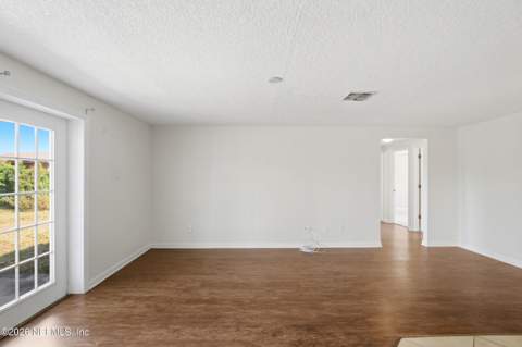 4235 Timberlake Drive, Jacksonville FL - photo 7 of 24