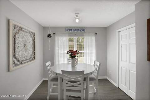 12643 Deeder Lane, Jacksonville FL - photo 16 of 56