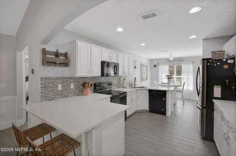 12643 Deeder Lane, Jacksonville FL - photo 13 of 56