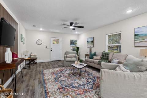 2221 E Home Park Circle, Jacksonville FL - photo 9 of 98