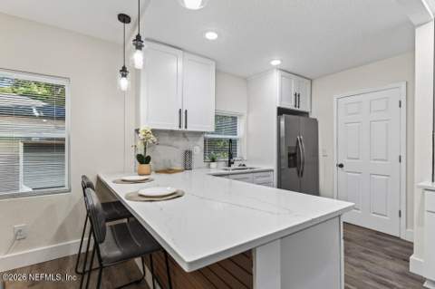 2221 E Home Park Circle, Jacksonville FL - photo 19 of 98