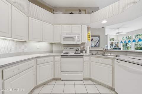 3647 Royal Troon Court, Green Cove Springs FL - photo 10 of 42