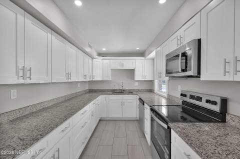 1254 Jamaica Court, Jacksonville FL - photo 19 of 46