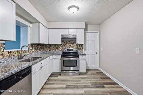 9430 Little John Road, Jacksonville FL - photo 20 of 66