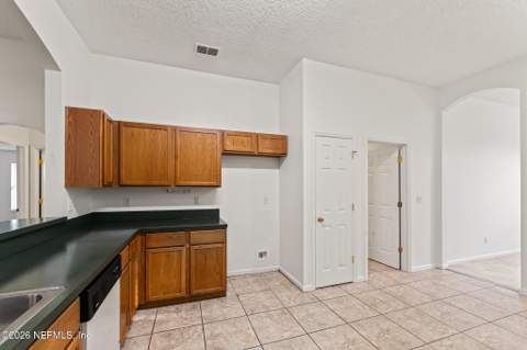 5935 Long Cove Drive, Jacksonville FL - photo 9 of 35
