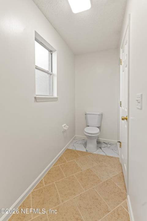 5935 Long Cove Drive, Jacksonville FL - photo 20 of 35