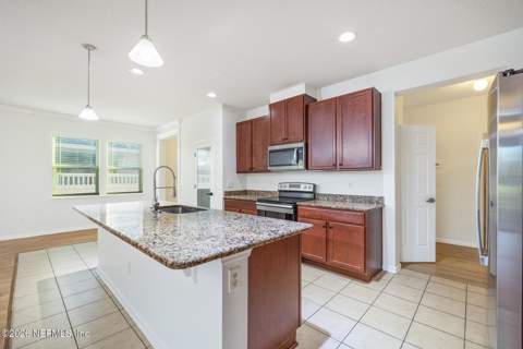 15989 Hutton Lane, Jacksonville FL - photo 13 of 43