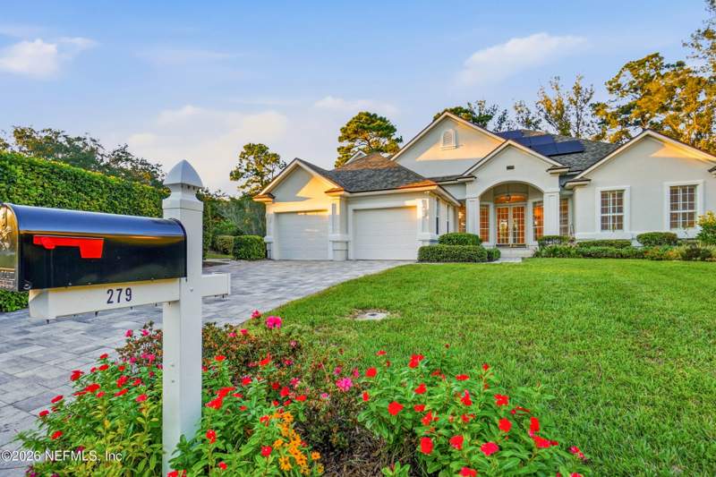 4 bedroom Single Family Residence at 279 Barony Drive, Queens Harbour Cc, Jacksonville — photo 2
