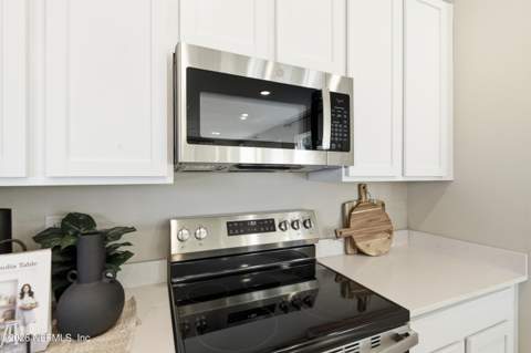 820 Cedar Slough Drive, Jacksonville FL - photo 8 of 26