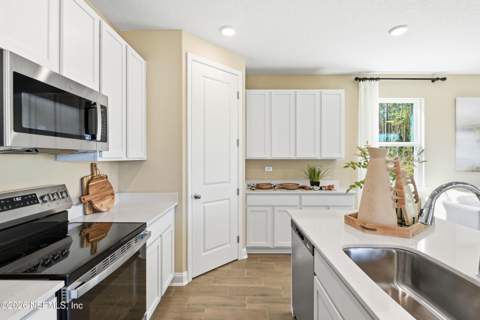 820 Cedar Slough Drive, Jacksonville FL - photo 9 of 26