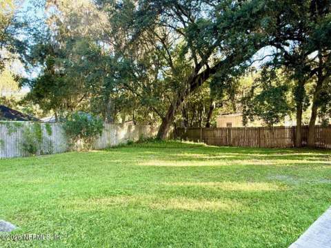 600 Lemon Street, Green Cove Springs FL - photo 6 of 34