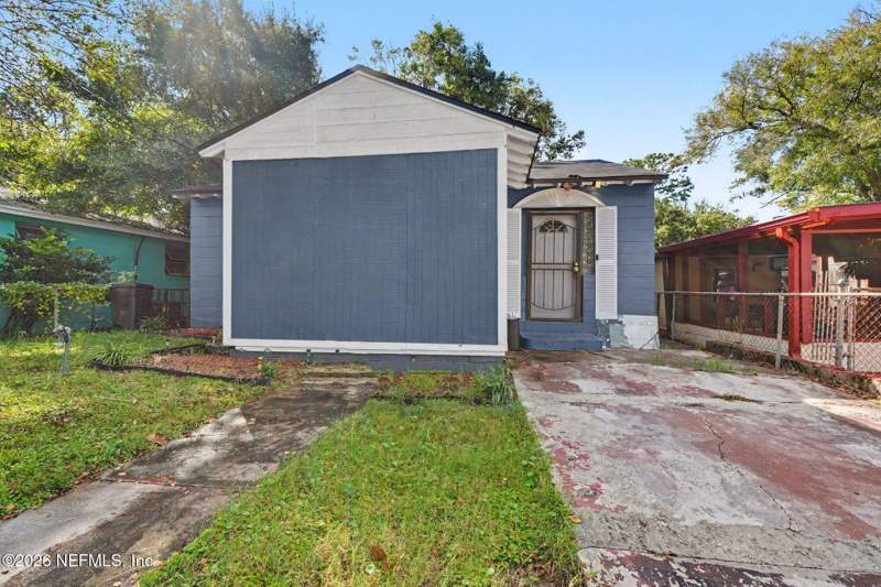 2 bedroom Single Family Residence at 1534 W 13th Street, Not Validd, Jacksonville — photo 2