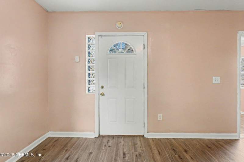 2 bedroom Single Family Residence at 1534 W 13th Street, Not Validd, Jacksonville — photo 4