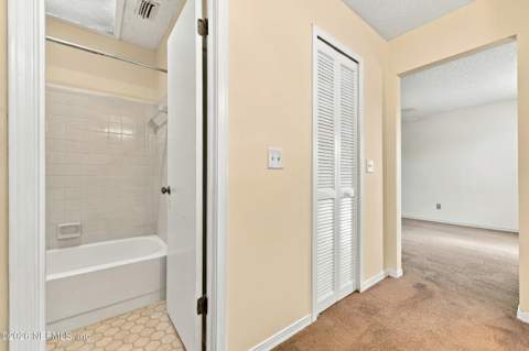4166 Rollingwood Court, Jacksonville FL - photo 21 of 43