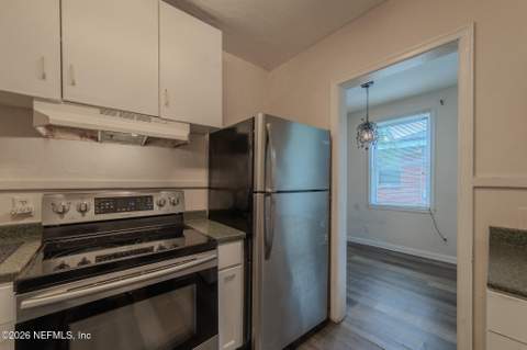 1162 W 13th Street, Jacksonville FL - photo 9 of 21