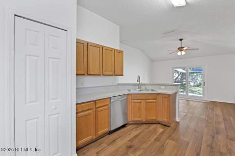 2700 Cross Creek Drive, Green Cove Springs FL - photo 16 of 49