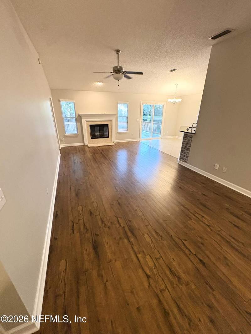 4 bedroom Single Family Residence at 9639 Bent Oak Court, Sutton Oaks, Jacksonville — photo 2