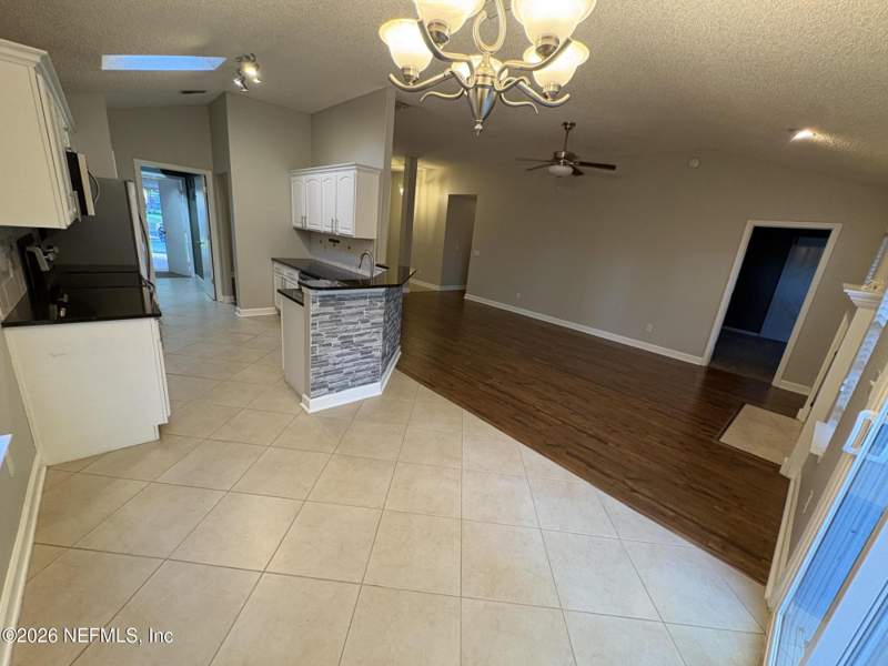 4 bedroom Single Family Residence at 9639 Bent Oak Court, Sutton Oaks, Jacksonville — photo 3