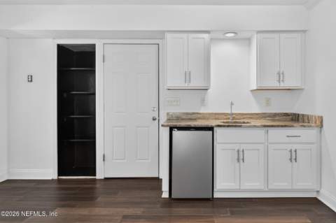 12798 Wilderness Lane, Jacksonville FL - photo 9 of 58