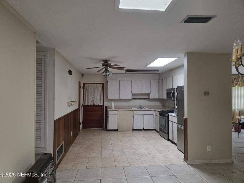 3 bedroom Single Family Residence at 10411 Tulsa Road, Highlands, Jacksonville — photo 4