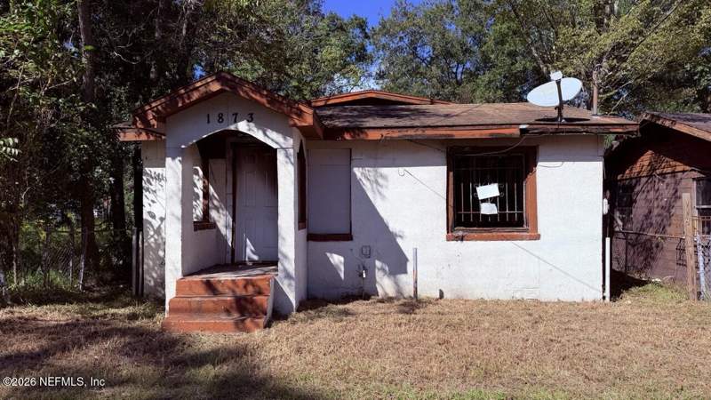 3 bedroom Single Family Residence at 1873 W 10th Street, North Lavilla, Jacksonville — photo 2