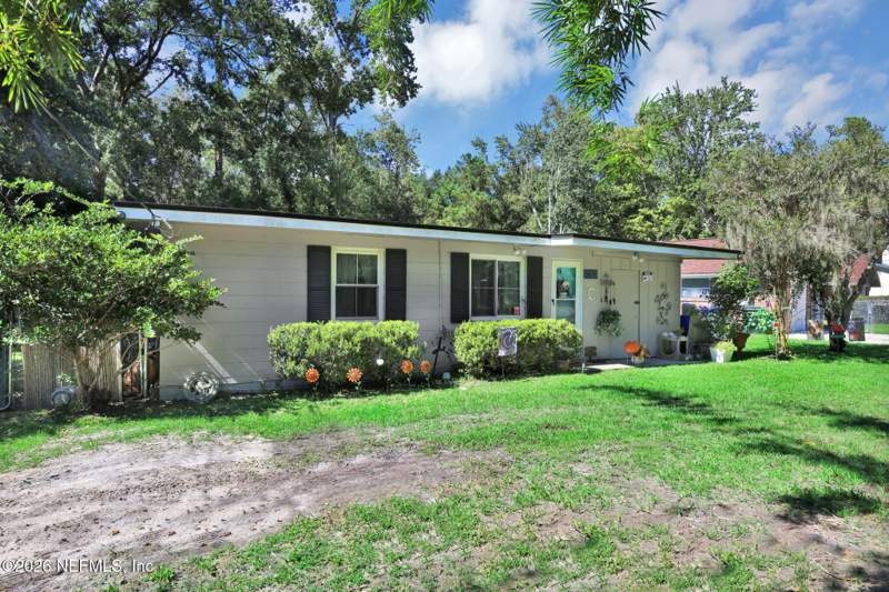 2 bedroom Single Family Residence at 704 Plainfield Avenue, Orange Park, Orange Park — photo 4