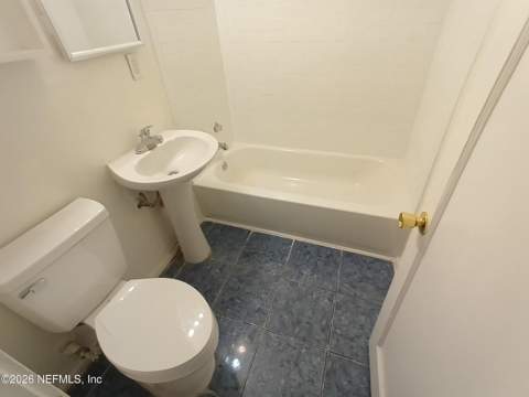 2737 Cherrywood Road, Jacksonville FL - photo 20 of 24