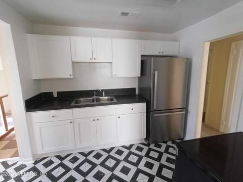 2737 Cherrywood Road, Jacksonville FL - photo 12 of 24