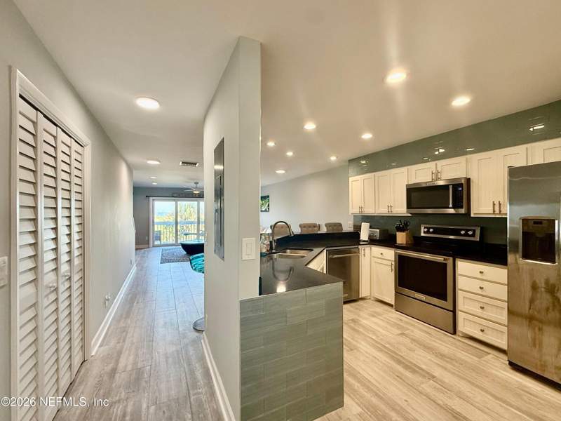 2 bedroom Condominium at 1701 1st Street #11B, Seaquest, Jacksonville Beach — photo 2