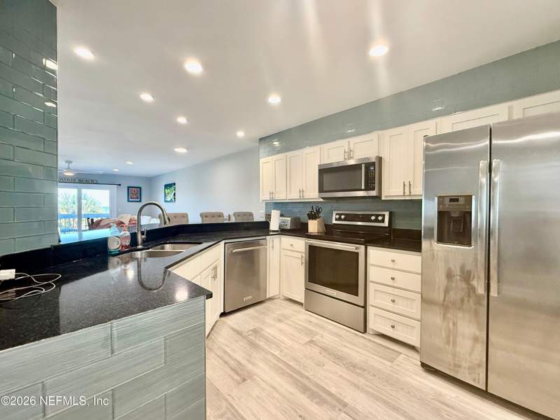 2 bedroom Condominium at 1701 1st Street #11B, Seaquest, Jacksonville Beach — photo 5