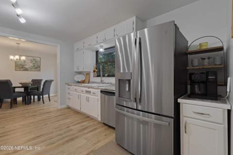 752 Acapulco Road, Jacksonville FL - photo 13 of 40