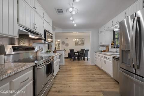 752 Acapulco Road, Jacksonville FL - photo 14 of 40