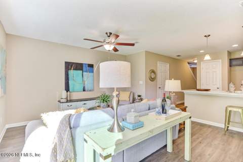3439 Blake Avenue, Jacksonville FL - photo 8 of 9