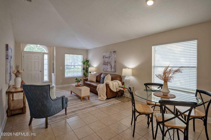 5 bedroom Single Family Residence at 1097 Moosehead Drive, Cannons Point, Orange Park — photo 5