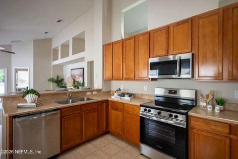 1097 Moosehead Drive, Orange Park FL - photo 14 of 57