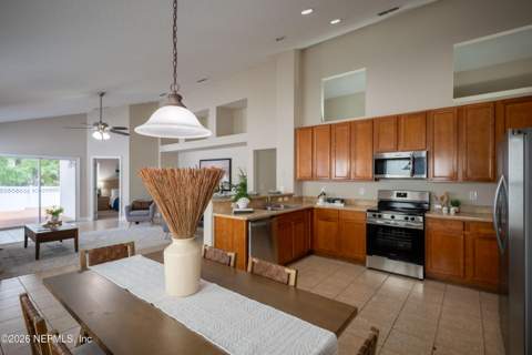 1097 Moosehead Drive, Orange Park FL - photo 8 of 57